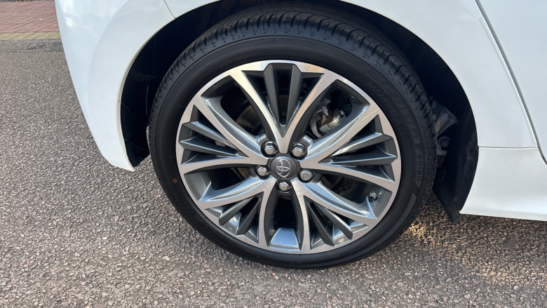 Toyota Yaris 1.5 Hybrid Excel 5dr CVT Hybrid Hatchback